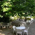 فندق Restaurant Bellevue Onnens