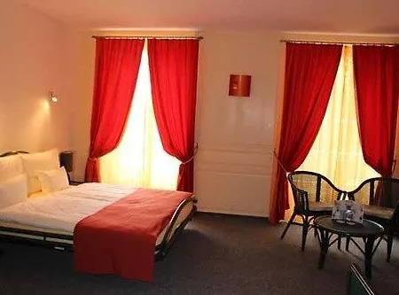Hotel Restaurant Bellevue 3*