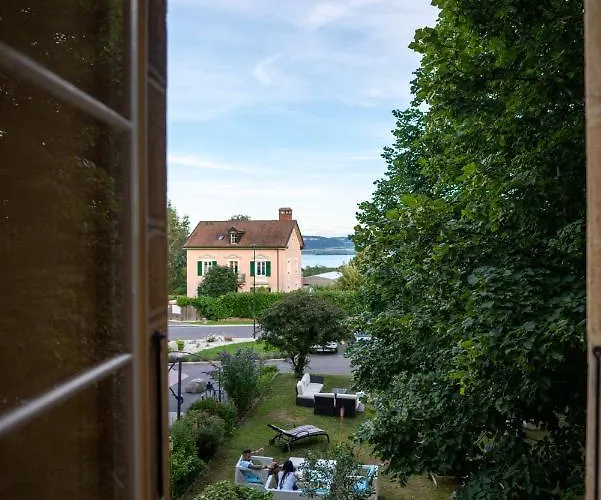 Restaurant Bellevue ホテル 3*