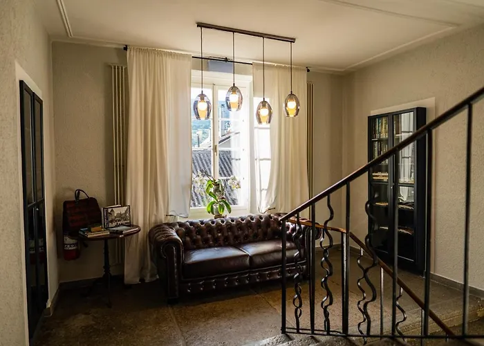 Restaurant Bellevue ホテル Onnens