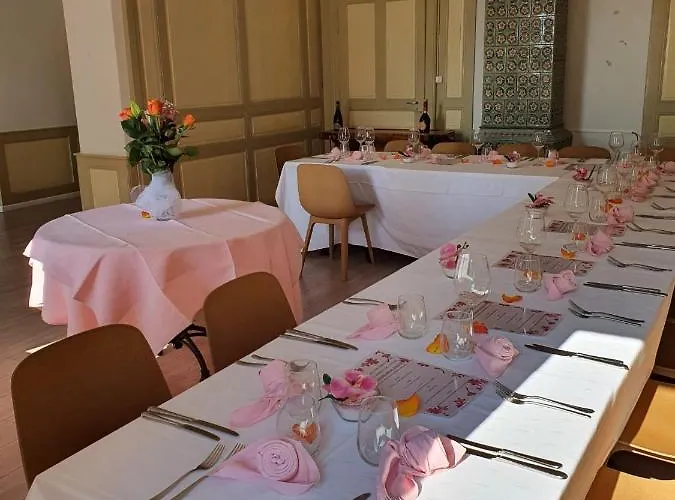 ホテル Restaurant Bellevue 3*