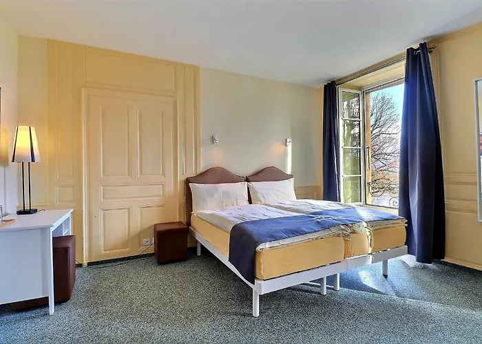 ホテル Restaurant Bellevue 3*