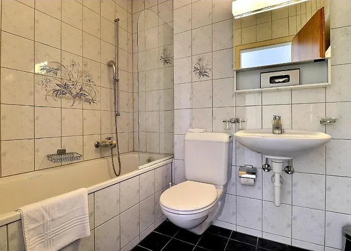 Restaurant Bellevue ホテル 3*